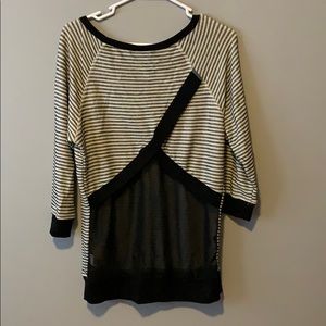 3/4 length striped shirt